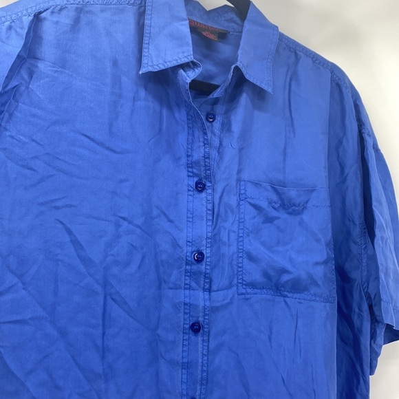 Vintage Quarters 100% Silk Short Sleeve Button Down Shirt blue hi lo split hem - Picture 4 of 7